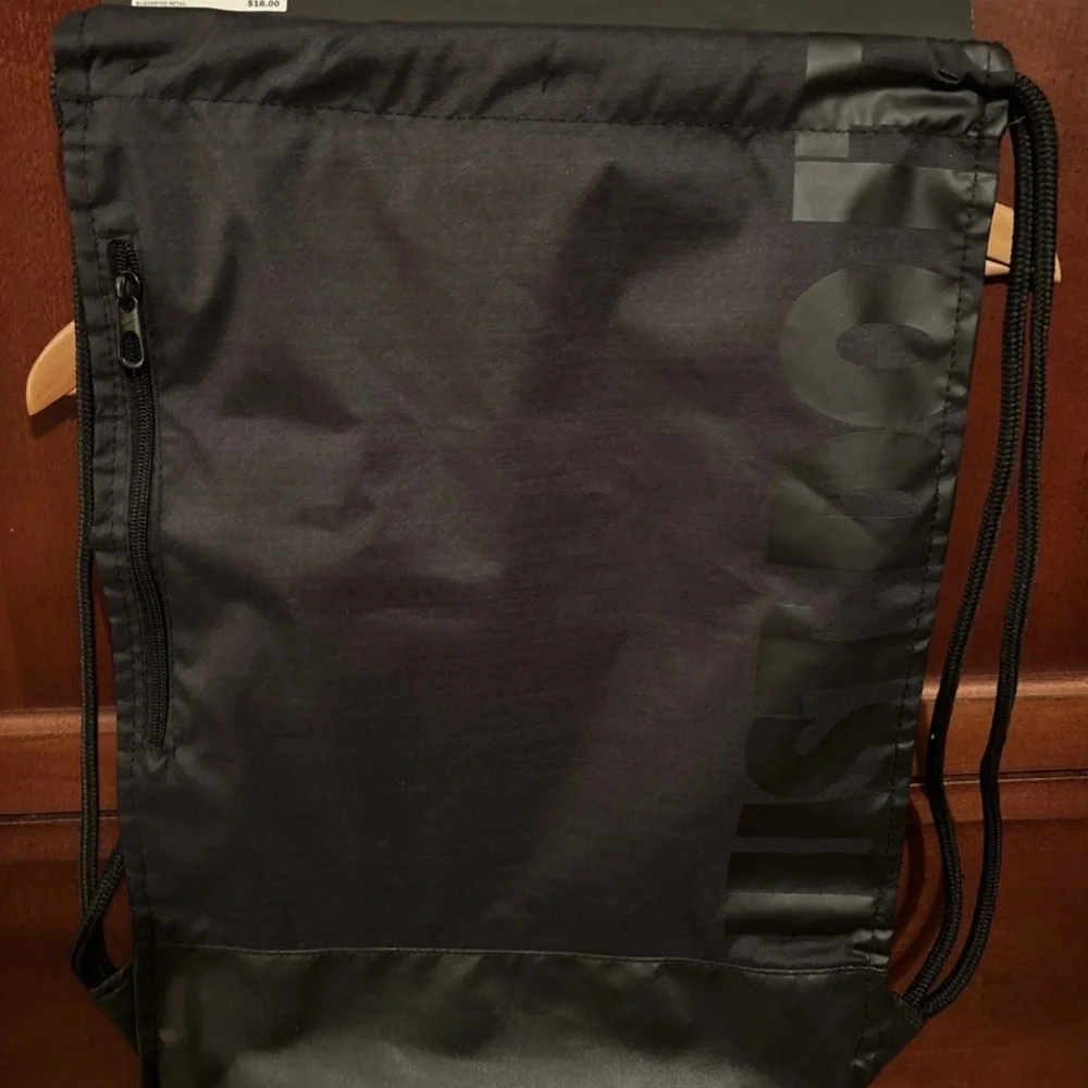 Nike Drawstring & Zip Black Backpack Mesh Fabric Athletic Bag Training Gym Sack